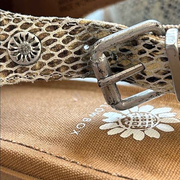 Yellow Box Freedah Mule Leather Snakeskin Look Flat  Shoes Women’s 8 NWOT - Picture 10 of 12